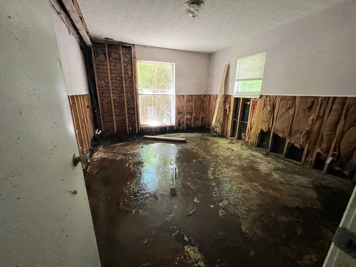 Water Damage Restoration services in North Olmsted, OH